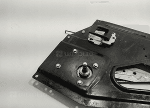 PODNOŚNIK MECHANIZM SZYBY PRAWY TYŁ TYLNY RĘCZNY MANUALNY DEFENDER 1999-14 4