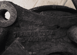 Zwrotnica piasta lewy tył tylna lewa VW Touareg 7L 6