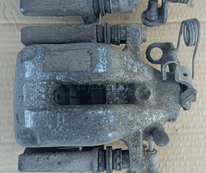 Citroen C5 III X7  zacisk hamulcowy tył tylny prawy lewy 5