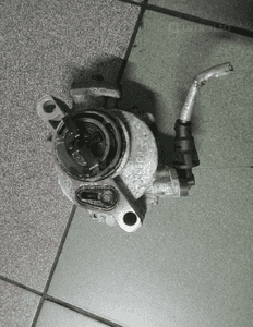 pompa vacum wakum citroen peugeot 1.6 ehdi 9684786780 2