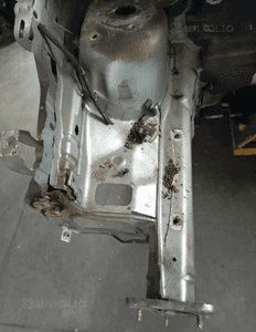 Ford Focus C-MAX  podłuznica ćwiartka przod przednia prawa/lewa 2