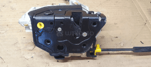 Zamek lewy tył tylny lewy Audi A4 B8 8K0839015 2