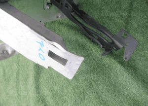 Pas wzmocnienie belka kanał wlot bmw 1 F20 2011- 8