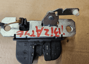 Seat Ibiza 6L zamek klapy tył tylnej