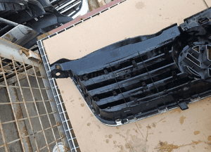 Atrapa grill passat B5 lift 3B0853651L 7