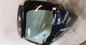 Klapa tył tylna bagażnika do toyota yaris 2 ii hb 2O9 czarna 4