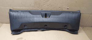 Osłona pasa tylnego bagażnika Jaguar XF X250 8X23-54406A64-AD 1
