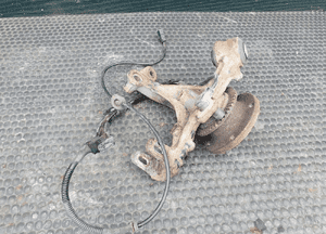 Zwrotnica Piasta Łożysko Czujnik ABS Tył Tylna Lewa Prawa Audi A4 B6 B7 Sedan Kombi 30