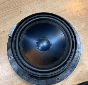 MERCEDES ml gl 164 r 251 głosnik zestaw HARMAN kardon na sztuki 4