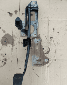 Volvo V50 S40 C30 pedal hamulca 2