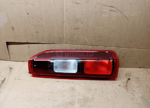 Lampa prawy tył Renault Trafic III Vivaro B 2015- 265504656R 2