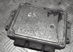 STEROWNIK SILNIKA C5 III 1,6 HDI 0281013872 2