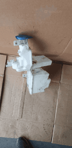 Zbiorniczek płynu spryskiwaczy pompki VW Passat B6 3C0955453N 2