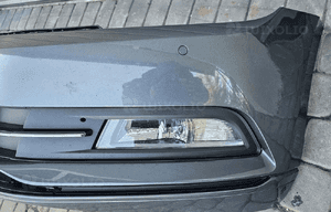 VW Passat B8  zderzak  przód  przedni  LR7H 3