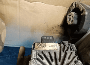 Reduktor skrzyni biegów silniczek kompletny BMW M5 G30 F90 4.4 V8 8098422 8098425 2