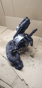 Turbina turbosprężarka prawa turbo nastawnik kolektor Audi A8 D3 4.2 TDI 057145722N 2