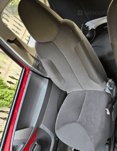 Citroen C1 Peugeot 107 Toyota Aygo 3D  fotel przód przedni prawy lewy 4