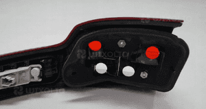 Lampa tylna lewa volvo V50 lift 11