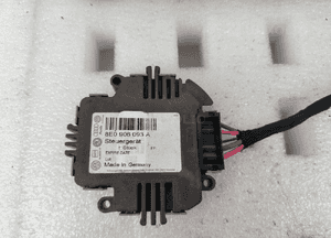 VW AG AUDI Moduł sterujący pompe paliwa 8E0906093A 2