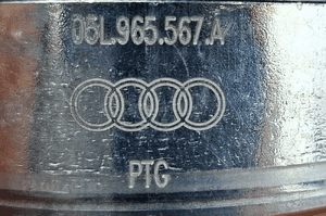 Audi OE 05L965567A Pompa wody 05L965567A 4