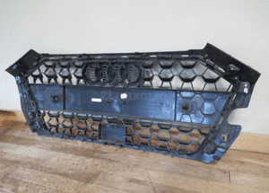 Grill gril atrapa audi A1 ii s-line 2018- 14