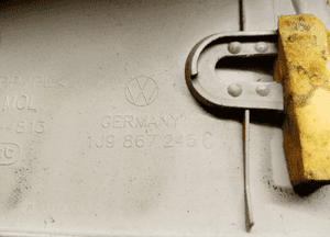 Osłona poszycie słupka lewy tył VW Golf IV Kombi 1J9867245C 6