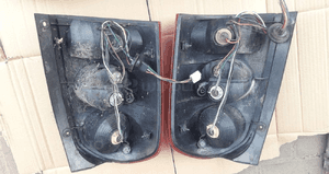 Mazda MPV 99-06 lampa tylna tył Prawa Lewa orginał 3