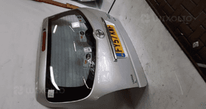 Klapa tył tylna bagażnika do toyota corolla verso 1E7 srebrny 4
