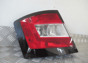 Lampa tylna tył lewa skoda fabia iii 3 hb 6V6945095 2014 2