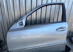 MERCEDES E 211 drzwi lewe przednie szyba listwa lakier 744 11