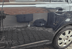 Toyota Avensis T25 sedan  drzwi tylne tył lewe  209 3