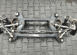 Oś belka zawieszenie tył tylne mercedes W212 2.2 cdi 4