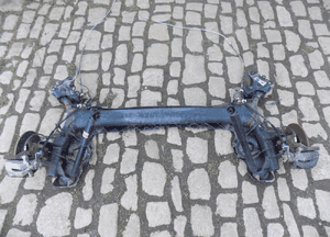 RENAULT MEGANE III HB BELKA ZAWIESZENIA TYŁ KOMPLETNA 1