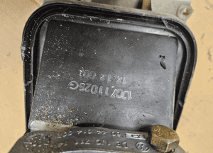 Audi A3 Octavia  VW Golf Seat Leon I lewarek gałka zmiany biegów 4