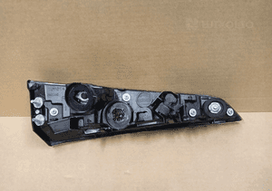 Lampa prawa tylna prawy tył toyota corolla E21 kombi 19- 4