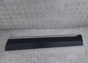 Listwa drzwi prawy przód vw t-roc 2GA854940 radom 1