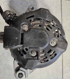 Toyota Avensis T27 Auris Verso  1.6 1.8 Valvematic  alternator 27060-0T051 6