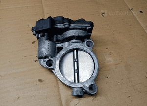 Przepustnica BMW M5 G30 F90 4.4 V8 7619008 2