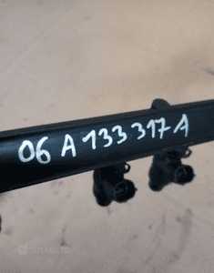 Listwa wtryskowa wtryski Audi A3 8L lift 06A133317A 3