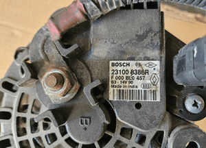 Dacia Dokker 1.6 8V alternator 90A 231008386R 4