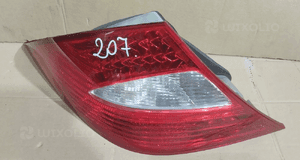 Lampa tył tylna lewa mercedes cls W219 1