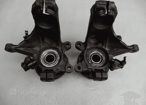 ZWROTNICA PIASTA PRAWA PRZÓD FORD COUGAR 2,5 V6 3