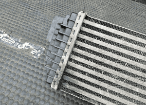Intercooler Chłodnica Powietrza Turbiny 3.0 D BMW X5 E70 X6 E71 11