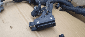 Wiązka instalacja silnika Opel Zafira C 2.0 CDTI 13427059 10