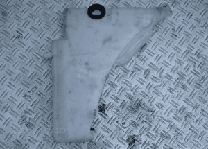 ZBIORNICZEK PLYNU DO SPRYSKIWACZY AUDI A4 B8 XENON 2
