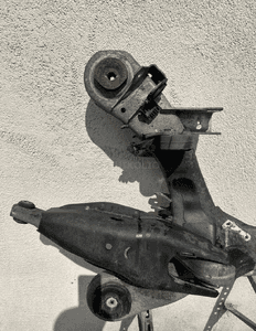 BELKA SANKI TYŁ A2303500600 PALETKA LEWA PRAWA MERCEDES SL R230 2