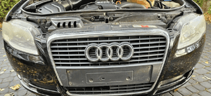 Audi A4 B7 zderzak przód przedni grill LY9B 1