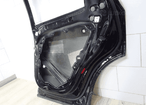 Drzwi prawy tył volvo XC60 ii 31689548 11