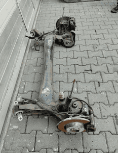 OŚ BELKA ZAWIESZENIE TYŁ TYLNE PEUGEOT 308 T9 II 2 HB HATCHBACK 4