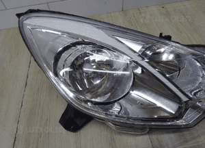 Lampa prawy przód Citroen DS3 C3 II 9673814380-02 2